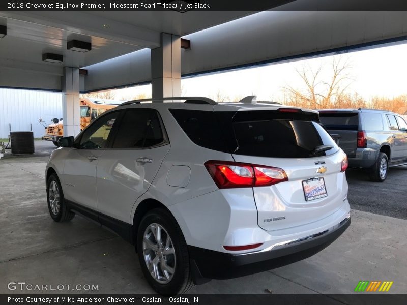 Iridescent Pearl Tricoat / Jet Black 2018 Chevrolet Equinox Premier