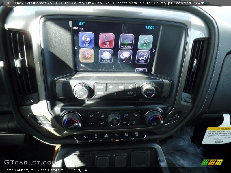 Graphite Metallic / High Country Jet Black/Medium Ash 2018 Chevrolet Silverado 2500HD High Country Crew Cab 4x4