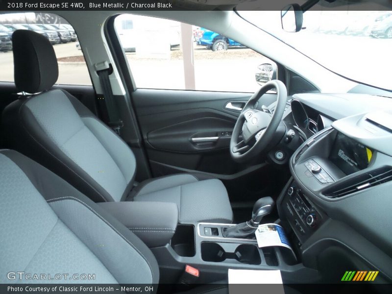 Blue Metallic / Charcoal Black 2018 Ford Escape SE 4WD