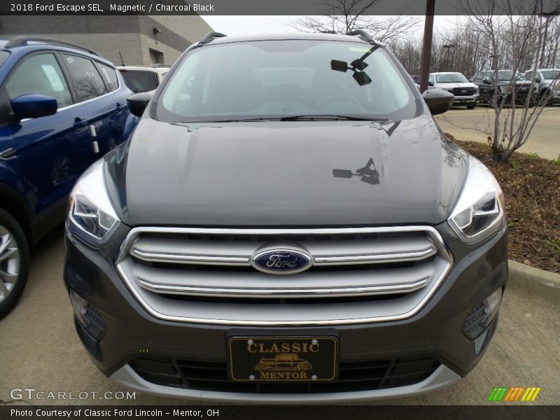 Magnetic / Charcoal Black 2018 Ford Escape SEL