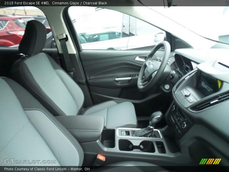 Cinnamon Glaze / Charcoal Black 2018 Ford Escape SE 4WD