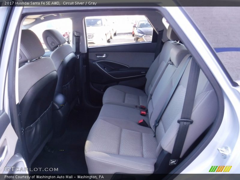 Circuit Silver / Gray 2017 Hyundai Santa Fe SE AWD