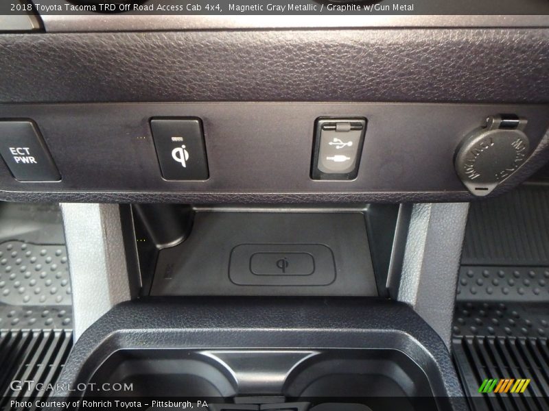 Magnetic Gray Metallic / Graphite w/Gun Metal 2018 Toyota Tacoma TRD Off Road Access Cab 4x4