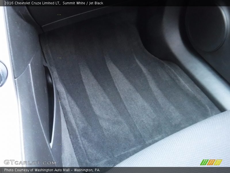 Summit White / Jet Black 2016 Chevrolet Cruze Limited LT