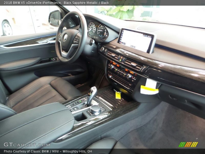 Black Sapphire Metallic / Black 2018 BMW X5 xDrive40e iPerfomance