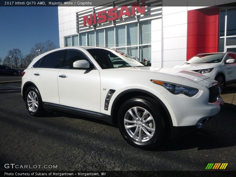 Front 3/4 View of 2017 QX70 AWD
