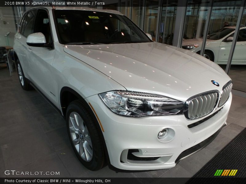 Mineral White Metallic / Terra 2018 BMW X5 xDrive35i