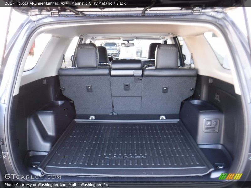 Magnetic Gray Metallic / Black 2017 Toyota 4Runner Limited 4x4