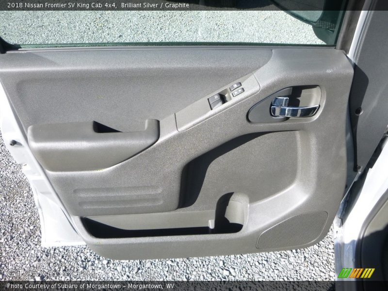 Brilliant Silver / Graphite 2018 Nissan Frontier SV King Cab 4x4