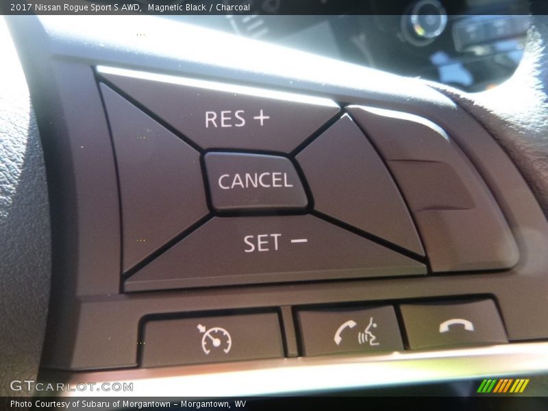 Magnetic Black / Charcoal 2017 Nissan Rogue Sport S AWD