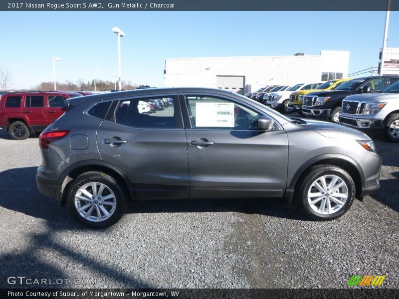 Gun Metallic / Charcoal 2017 Nissan Rogue Sport S AWD