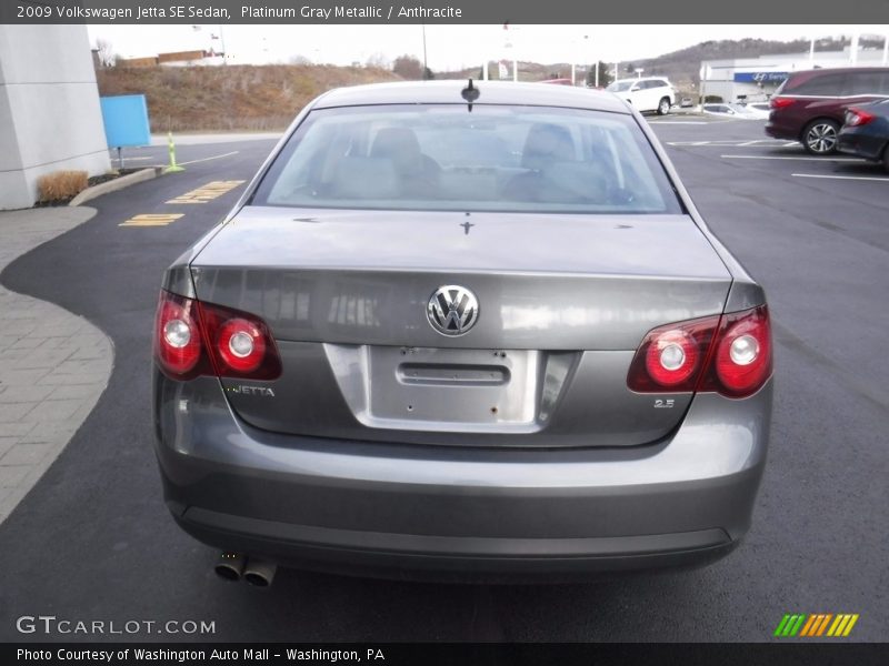 Platinum Gray Metallic / Anthracite 2009 Volkswagen Jetta SE Sedan