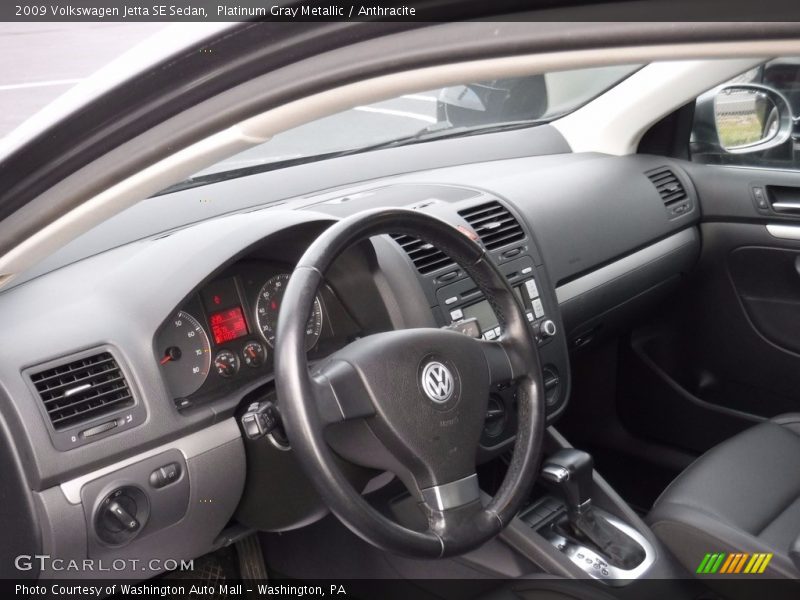Platinum Gray Metallic / Anthracite 2009 Volkswagen Jetta SE Sedan