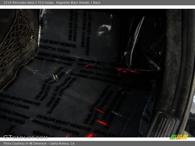 Magnetite Black Metallic / Black 2016 Mercedes-Benz S 550 Sedan