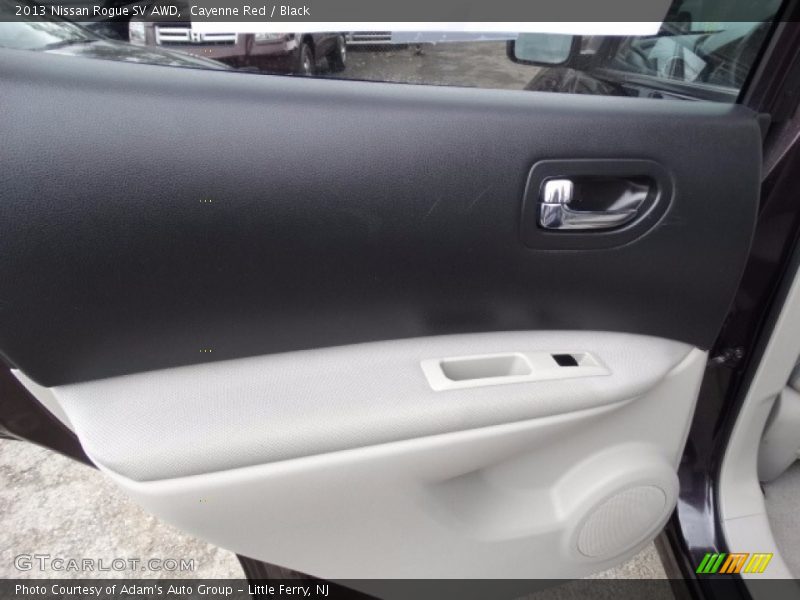 Cayenne Red / Black 2013 Nissan Rogue SV AWD