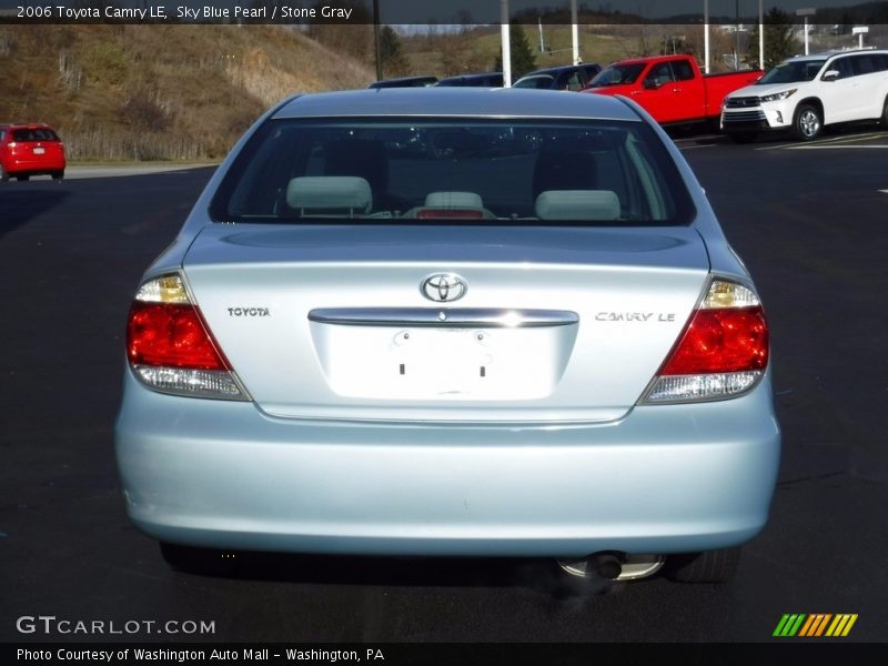 Sky Blue Pearl / Stone Gray 2006 Toyota Camry LE