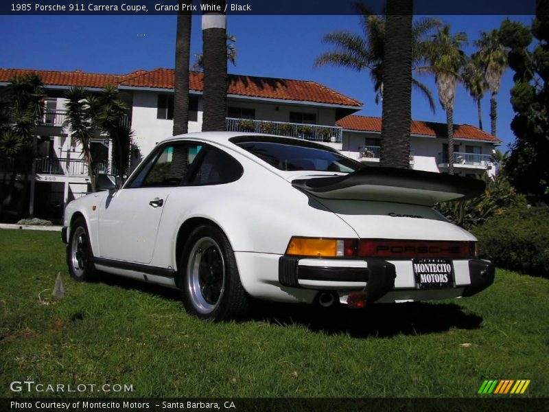 Grand Prix White / Black 1985 Porsche 911 Carrera Coupe