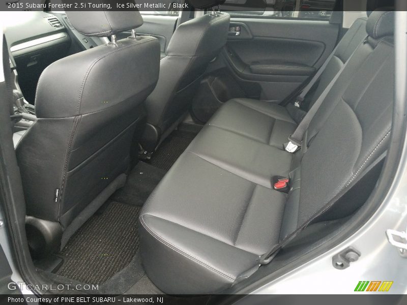 Ice Silver Metallic / Black 2015 Subaru Forester 2.5i Touring