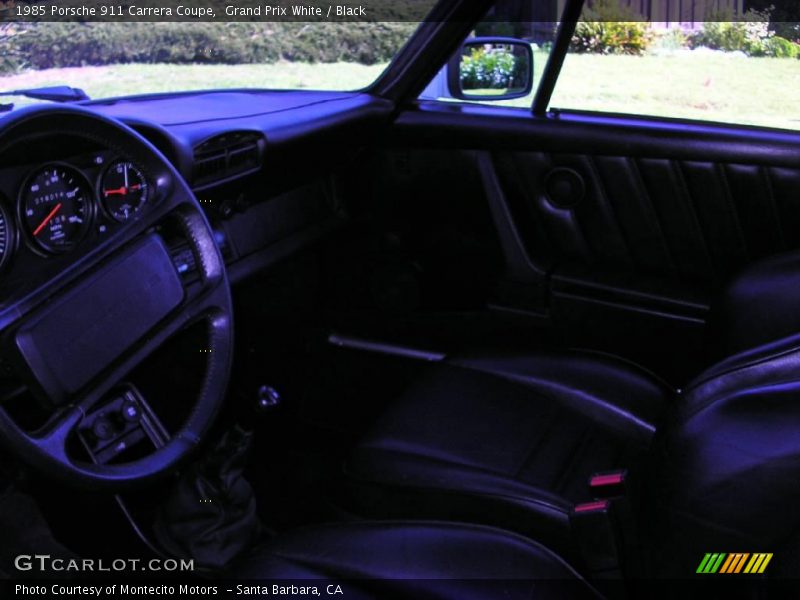 Grand Prix White / Black 1985 Porsche 911 Carrera Coupe