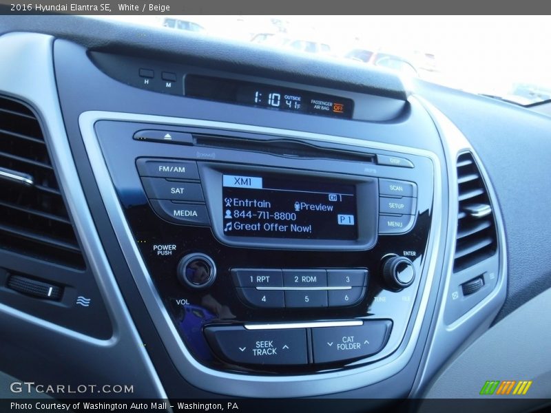 White / Beige 2016 Hyundai Elantra SE