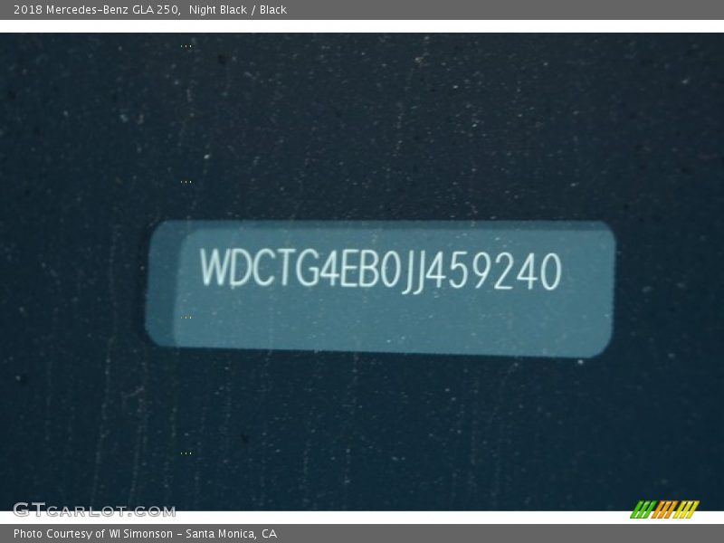 Night Black / Black 2018 Mercedes-Benz GLA 250