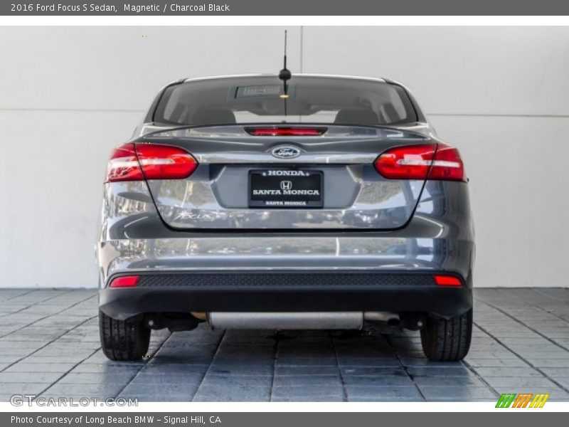 Magnetic / Charcoal Black 2016 Ford Focus S Sedan