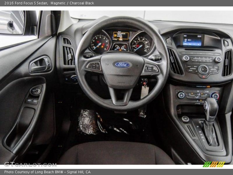 Magnetic / Charcoal Black 2016 Ford Focus S Sedan