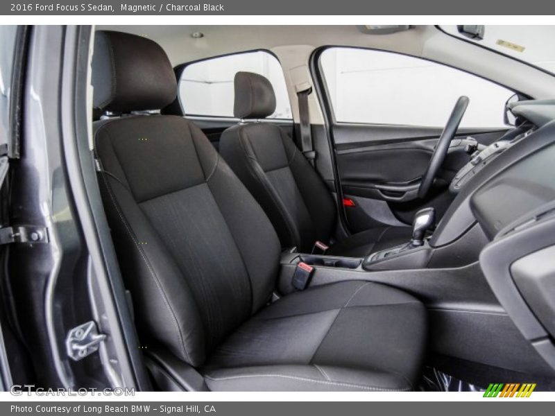 Magnetic / Charcoal Black 2016 Ford Focus S Sedan