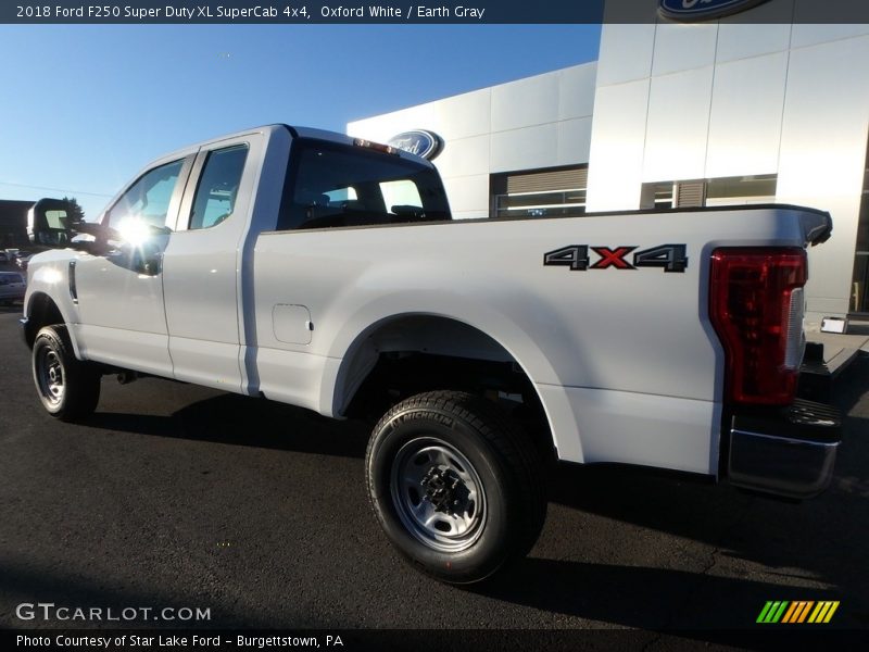 Oxford White / Earth Gray 2018 Ford F250 Super Duty XL SuperCab 4x4