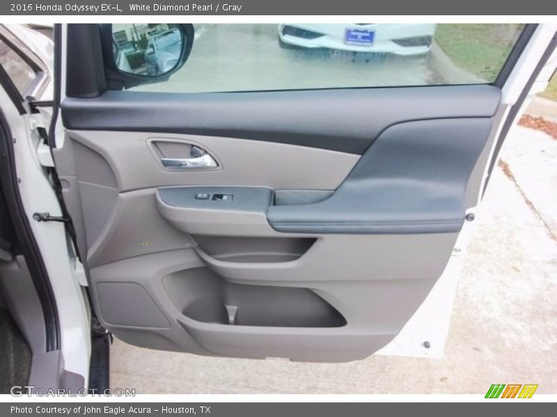 White Diamond Pearl / Gray 2016 Honda Odyssey EX-L