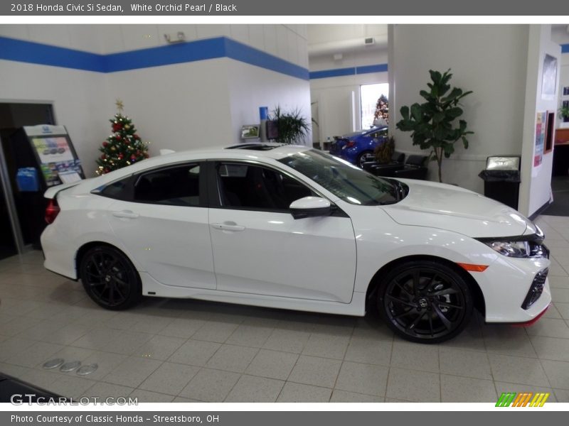  2018 Civic Si Sedan White Orchid Pearl
