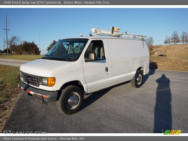 Oxford White / Medium Flint Grey 2006 Ford E Series Van E250 Commercial