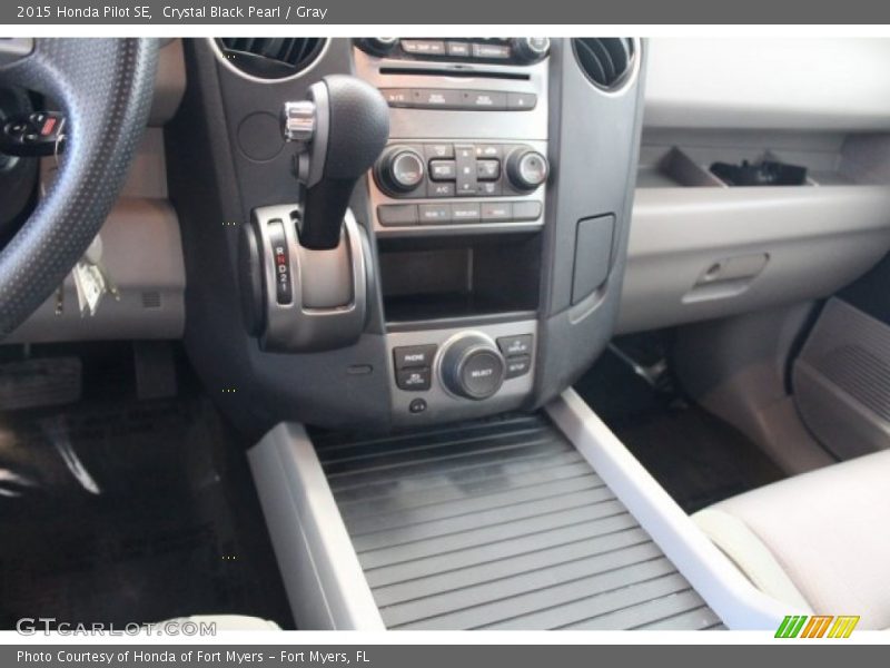 Crystal Black Pearl / Gray 2015 Honda Pilot SE