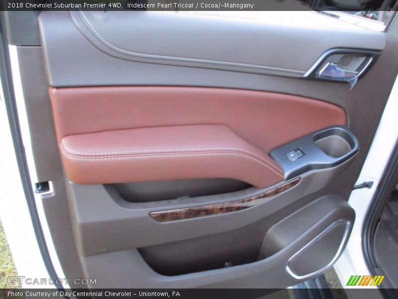 Iridescent Pearl Tricoat / Cocoa/­Mahogany 2018 Chevrolet Suburban Premier 4WD