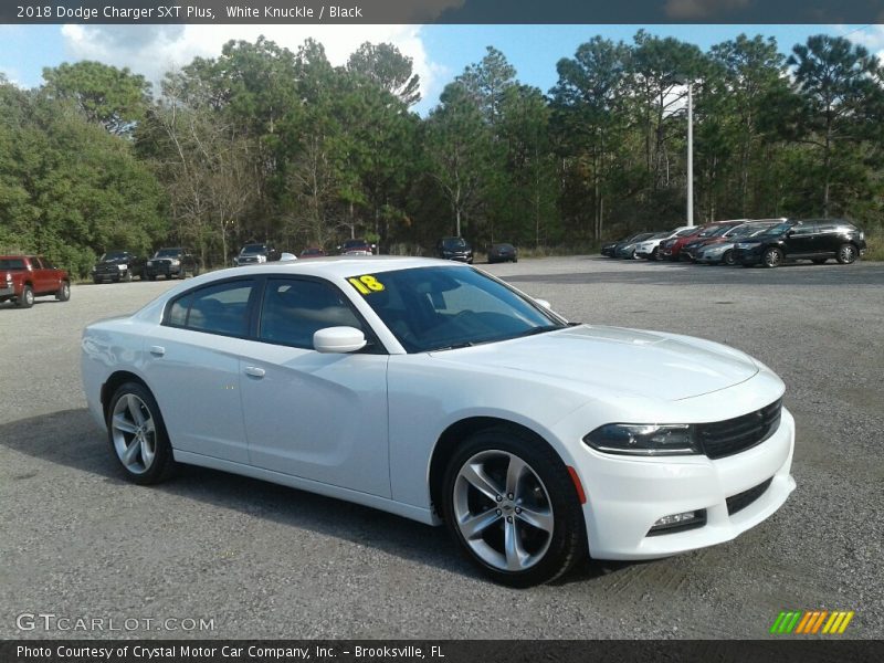 Front 3/4 View of 2018 Charger SXT Plus
