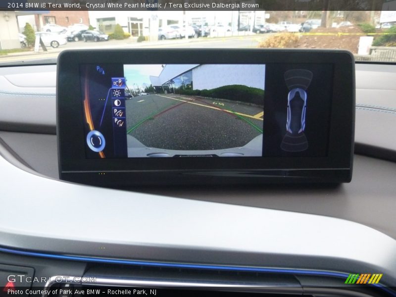Crystal White Pearl Metallic / Tera Exclusive Dalbergia Brown 2014 BMW i8 Tera World