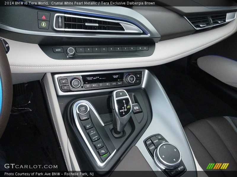 Crystal White Pearl Metallic / Tera Exclusive Dalbergia Brown 2014 BMW i8 Tera World