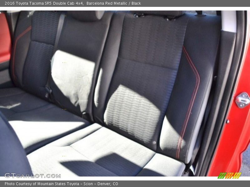 Barcelona Red Metallic / Black 2016 Toyota Tacoma SR5 Double Cab 4x4