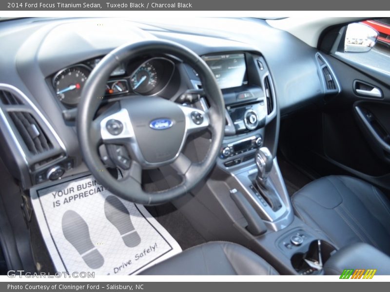 Tuxedo Black / Charcoal Black 2014 Ford Focus Titanium Sedan