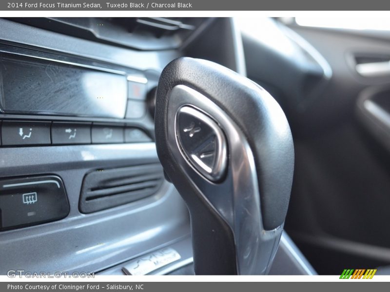 Tuxedo Black / Charcoal Black 2014 Ford Focus Titanium Sedan