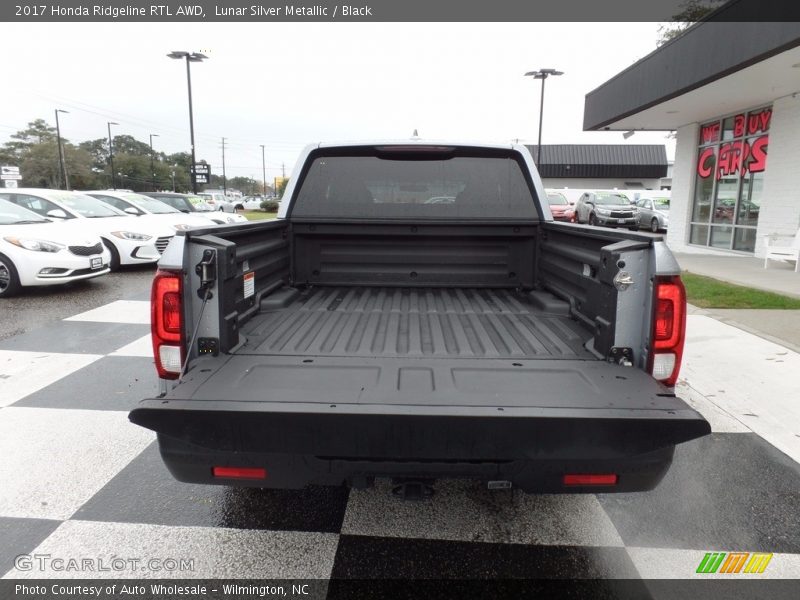 Lunar Silver Metallic / Black 2017 Honda Ridgeline RTL AWD