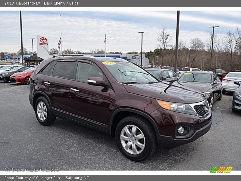 Dark Cherry / Beige 2013 Kia Sorento LX