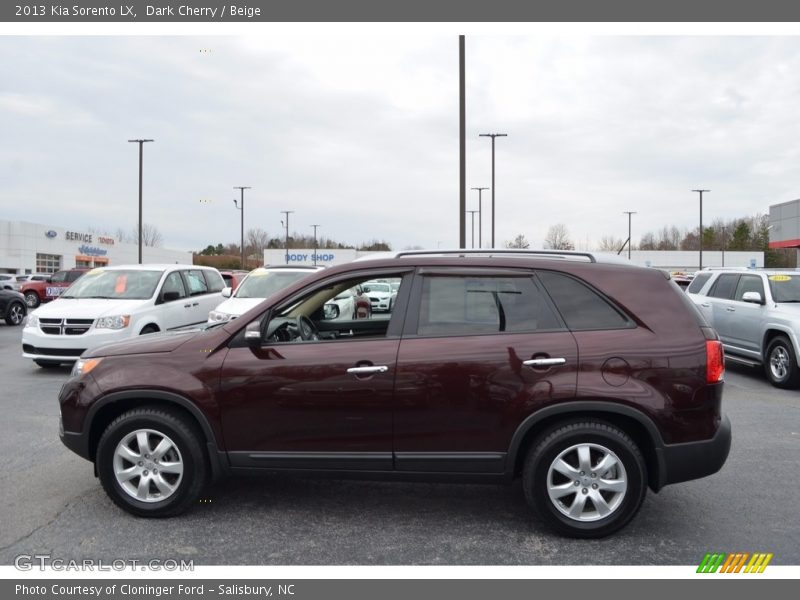 Dark Cherry / Beige 2013 Kia Sorento LX