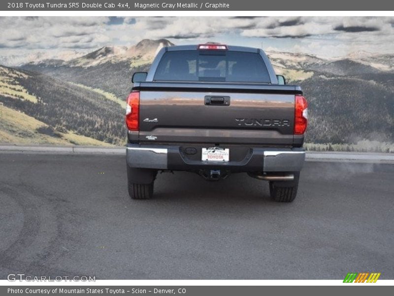 Magnetic Gray Metallic / Graphite 2018 Toyota Tundra SR5 Double Cab 4x4