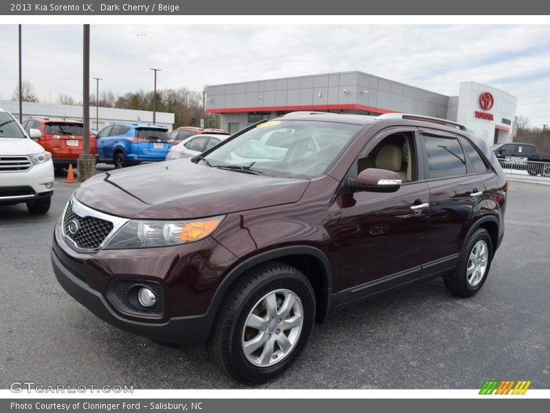 Dark Cherry / Beige 2013 Kia Sorento LX