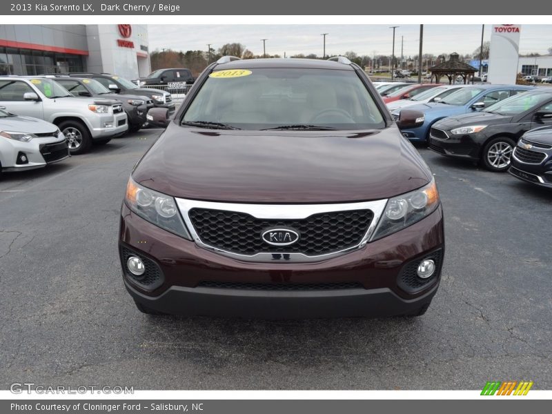 Dark Cherry / Beige 2013 Kia Sorento LX