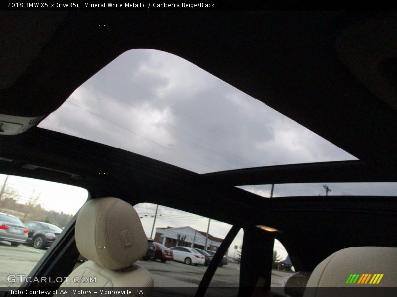 Mineral White Metallic / Canberra Beige/Black 2018 BMW X5 xDrive35i