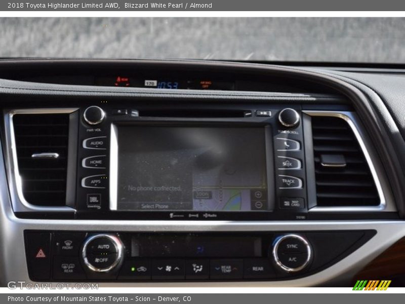 Blizzard White Pearl / Almond 2018 Toyota Highlander Limited AWD