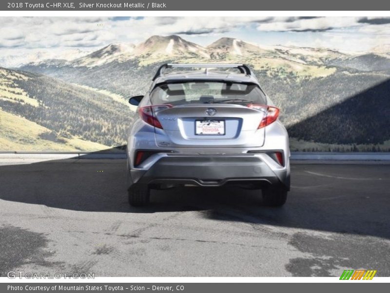 Silver Knockout Metallic / Black 2018 Toyota C-HR XLE
