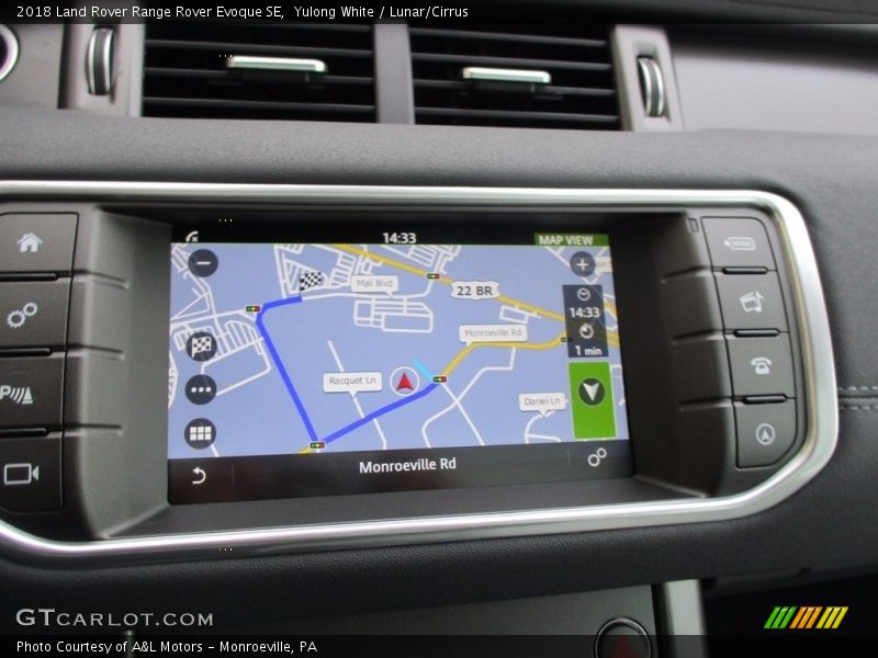 Navigation of 2018 Range Rover Evoque SE